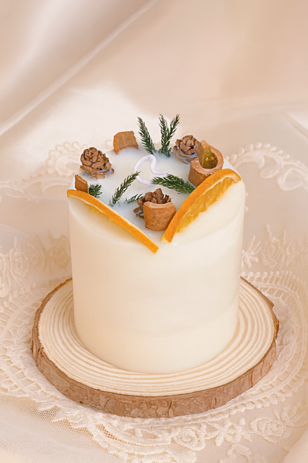 Vela aromática artesanal con flores secas – 100% cera de soja natural