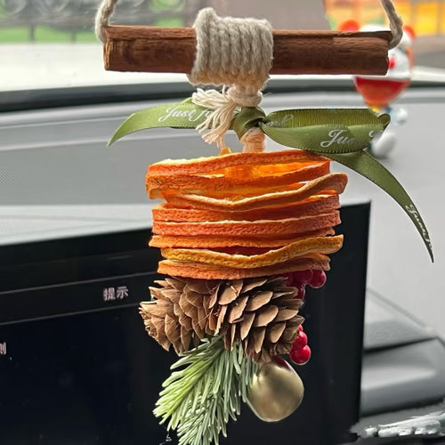Colgante Aromático con Naranja Seca y Canela – Decoración Natural para Coche o Hogar